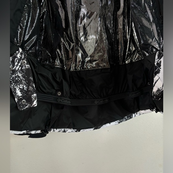 Columbia Womens Ski Jacket - Picture 5 of 6